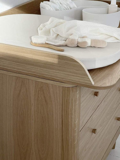 Nature Changing Unit, Oak - Le Petit Marché Home Furniture